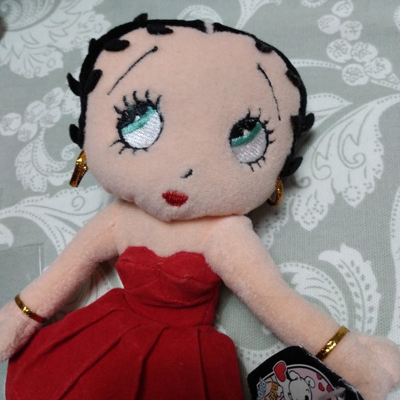 🎬 Vintage Betty Boop Doll - Picture 2 of 10
